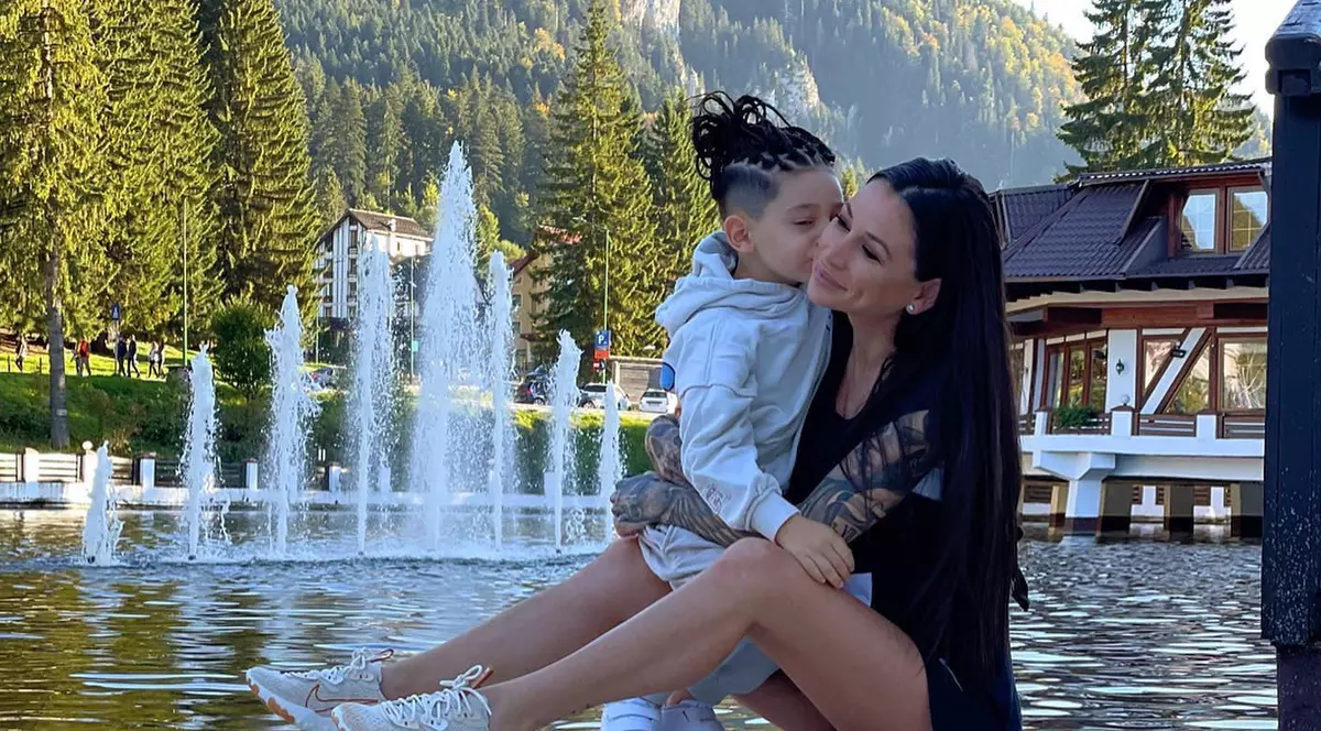 Cum și-a apropiat Roxana Vancea bebelușul de fiul cel mare, Milan. „Avea aceleași sarcini pe care le aveam și eu”