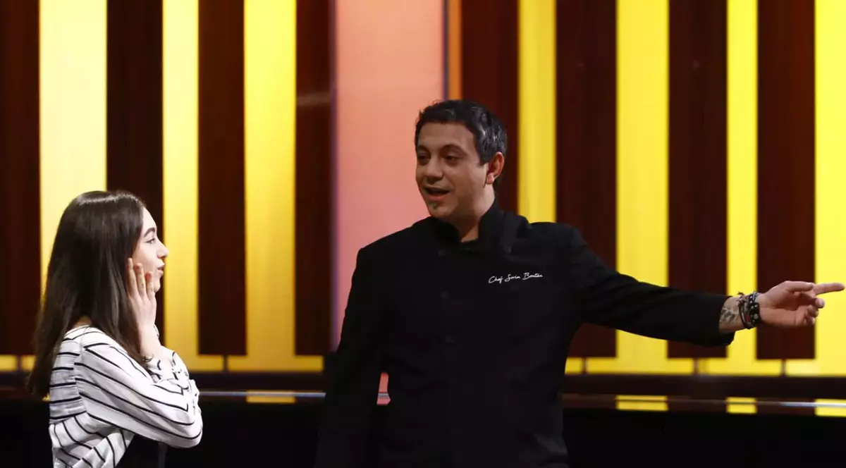 Ce familie frumoasă are chef Sorin Bontea de la „Chefi la cuțite”! Fiul e campion național, iar fiica are toate șansele să devină fotomodel