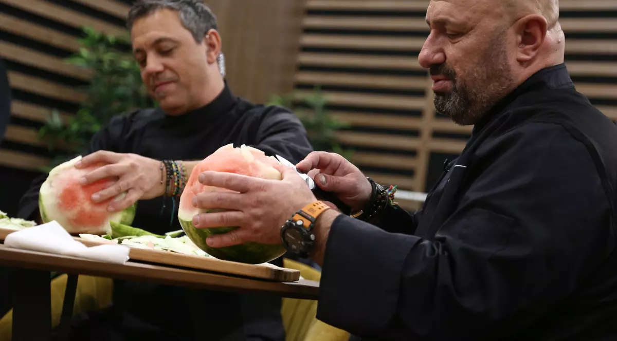 Schimbări în show-ul „Chefi la cuțite”. Ce se va întâmpla în camera de relaxare a lui Bontea, Scărlătescu și Dumitrescu