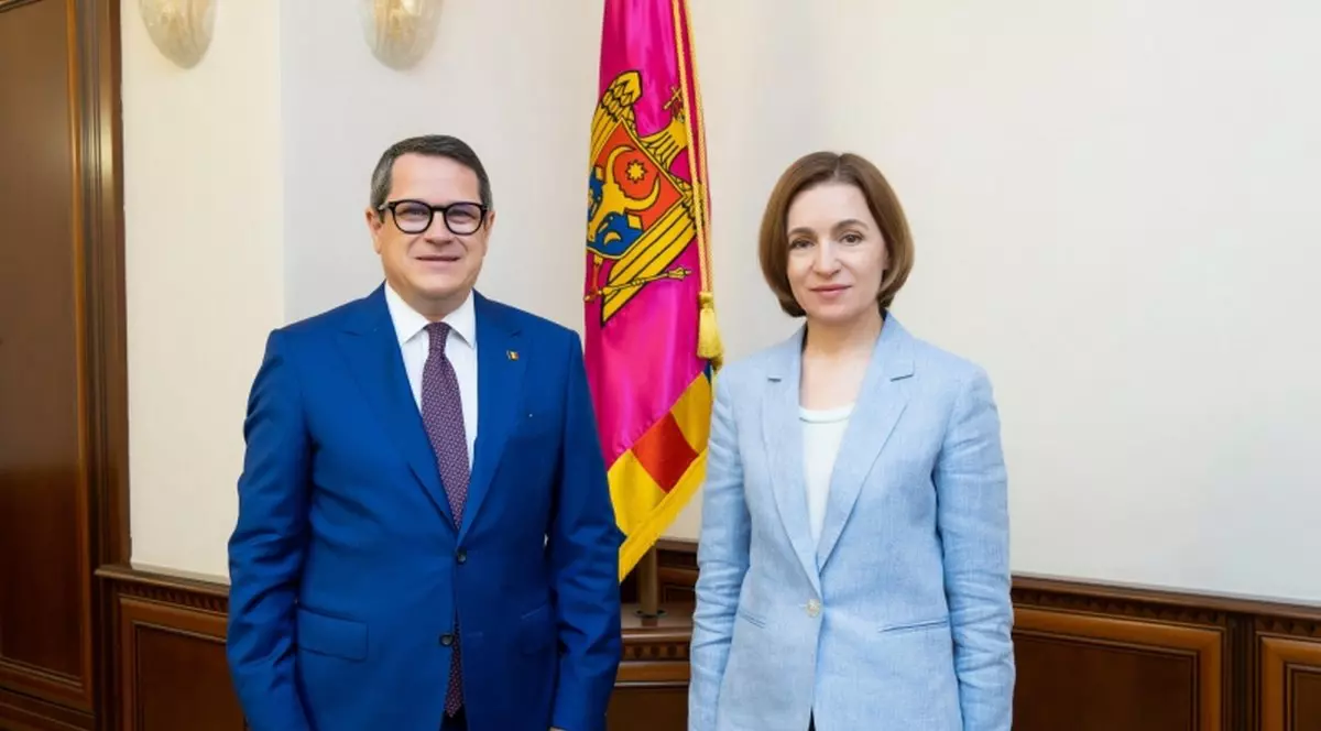 Maia Sandu l-a primit pe șeful SRI, Eduard Hellvig, la Chișinău. Foto: Președinția Republicii Moldova
