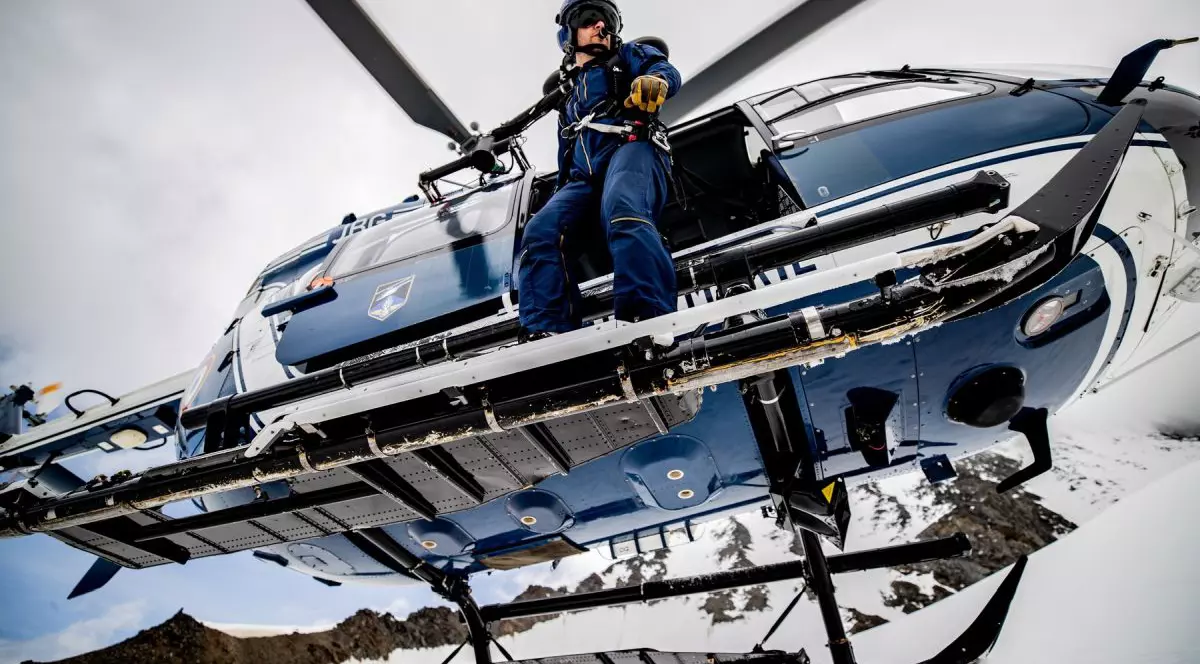 Primar francez, uimit de românii care voiau să urce pe Mont Blanc în șort și adidași, pe cea mai periculoasă rută, „cu moartea în rucsac”