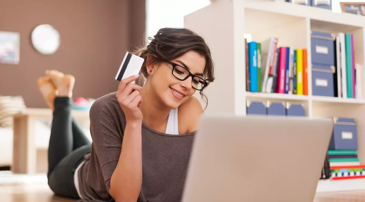 Cardul de cumpărături: 4 aspecte esențiale