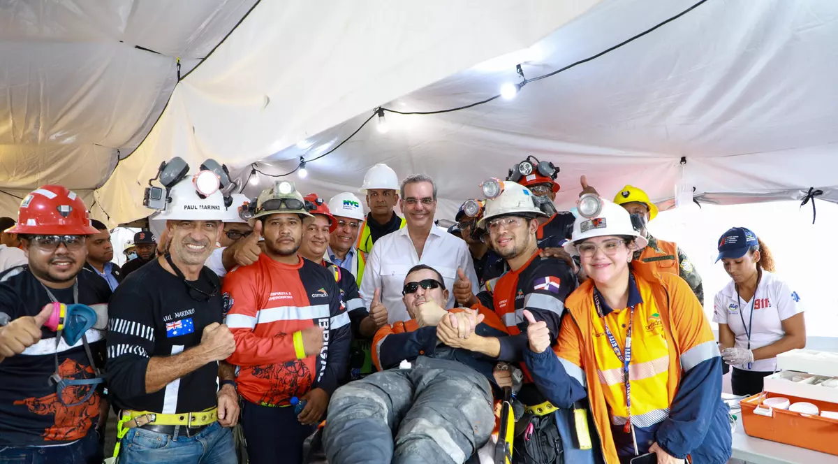 Doi mineri au fost salvați în Republica Dominicană după zece zile în care au fost prinși în subteran