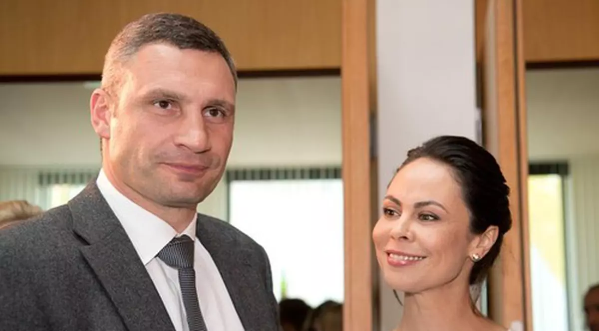 Vitali Klitschko, primarul Kievului, divorțează după 25 de ani de căsnicie. „A fost dorința ambelor părți”