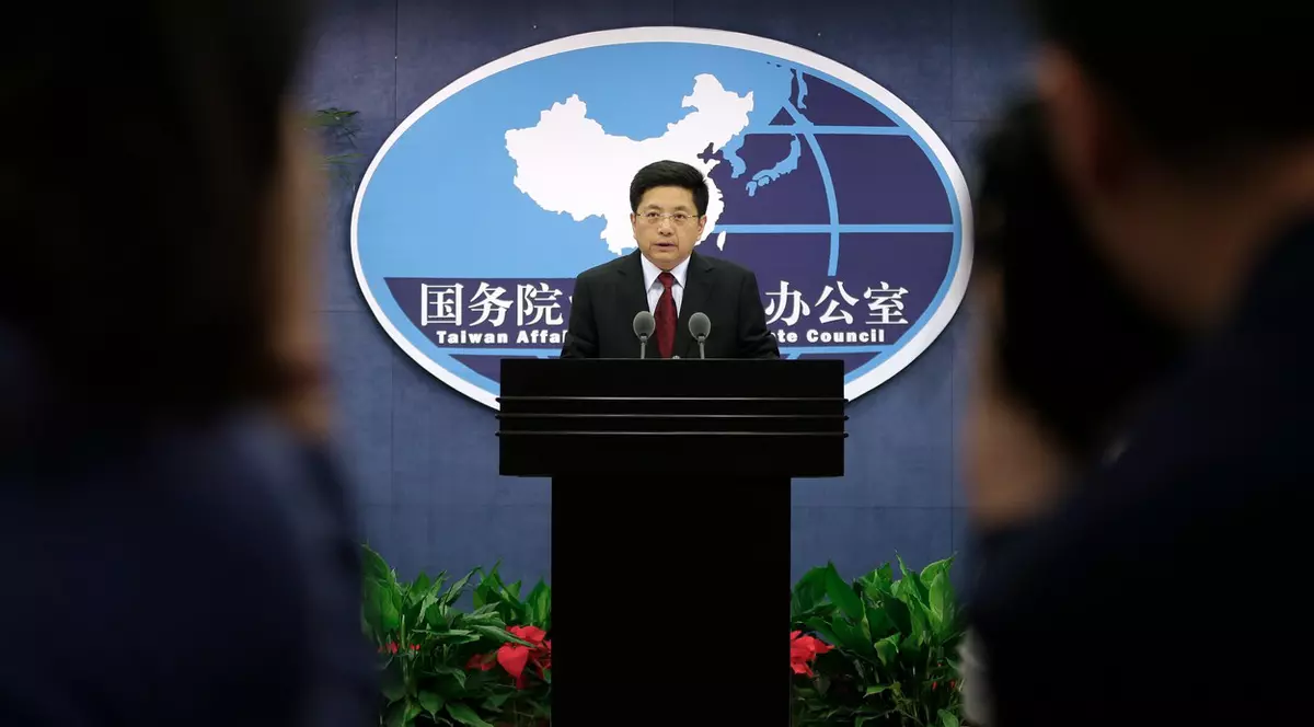 China anunţă măsuri punitive la adresa Taiwanului după ce Nancy Pelosi şi-a început vizita la Taipei