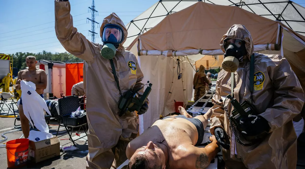 Un accident la centrala nucleară din Zaporojie ar trebui să fie considerat un factor de declanșare a articolului 5 al NATO. Cine o spune