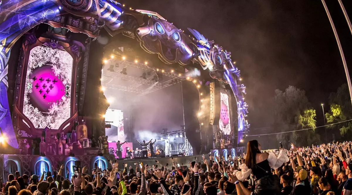 Programul ridicării brățărilor pentru UNTOLD 2022. Festivalul ține 4 zile și 4 nopți