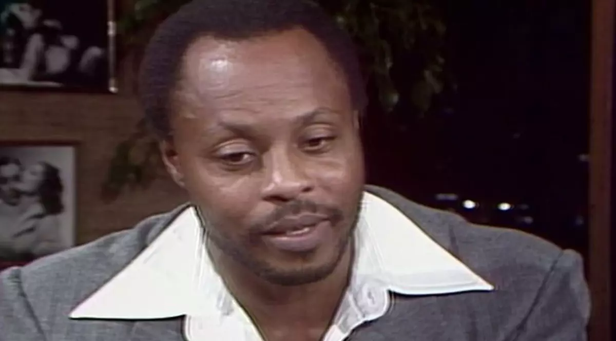 Roger E Mosley a murit