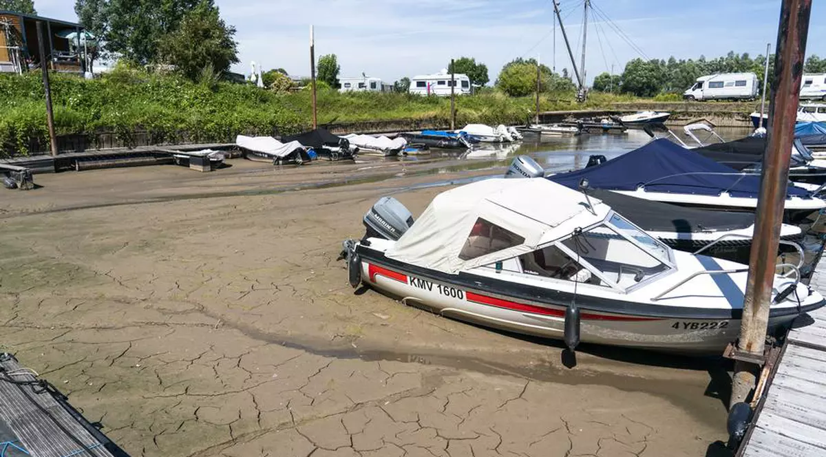 Guvernul olandez anunță că se confruntă cu o criză a apei din cauza secetei