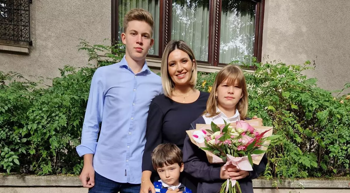 Ce au făcut Ela Crăciun și fiica ei, înainte de începerea școlii. „A plecat de acolo cu un zâmbet atât de larg”