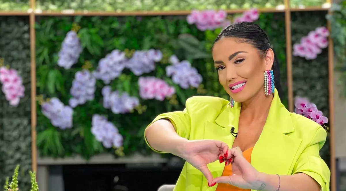 Andreea Mantea împlinește astăzi 36 de ani. Ce cadou deosebit a primit prezentatoarea de la Kanal D