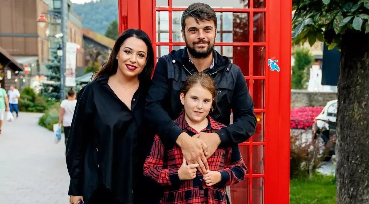 Mesajul transmis de Oana Roman despre relația cu Marius Elisei. „De aproape 10 ani mă strădui să ne ținem aproape și împreună”