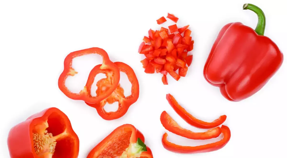 Cea mai bună metodă să tai un ardei gras! Și câteva curiozități puțin cunoscute