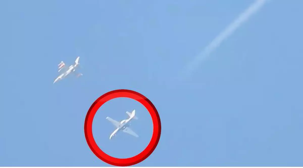 Ultimele imagini cu avionul care s-a prăbușit în Marea Baltică. Au fost găsite rămășite umane la locul accidentului