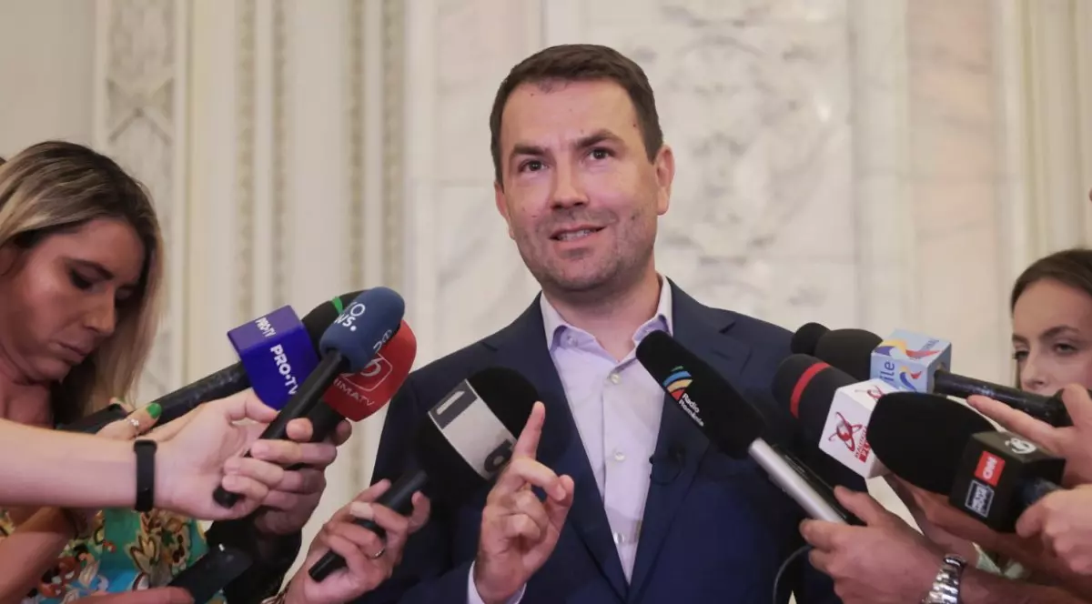 Drulă le cere lui Iohannis și Ciolacu să retragă legile educației, după demisia lui Sorin Cîmpeanu. „Un plagiator a scăpat. Dar mai sunt”