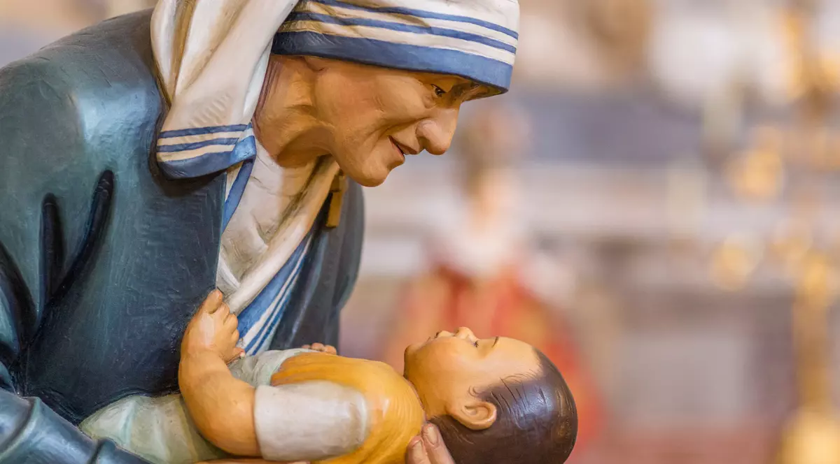 Cine a fost Maica Tereza? Se împlinesc 25 de ani de la moartea ei 