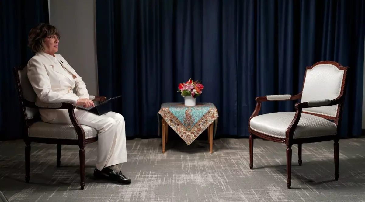 Președintele Iranului a anulat un interviu cu jurnalista CNN Christiane Amanpour pentru că aceasta a refuzat să poarte vălul