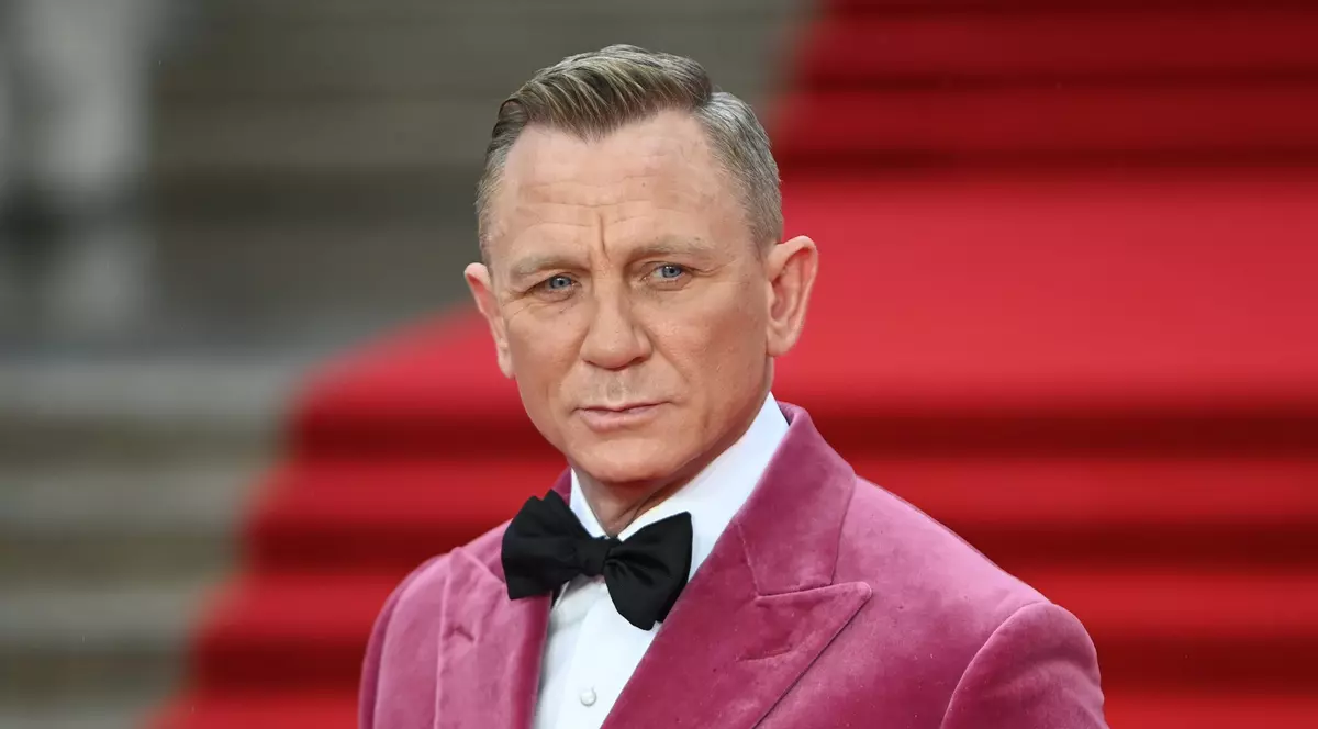 Ce spune Daniel Craig despre filmul făcut în secret cu regina Elisabeta a II-a