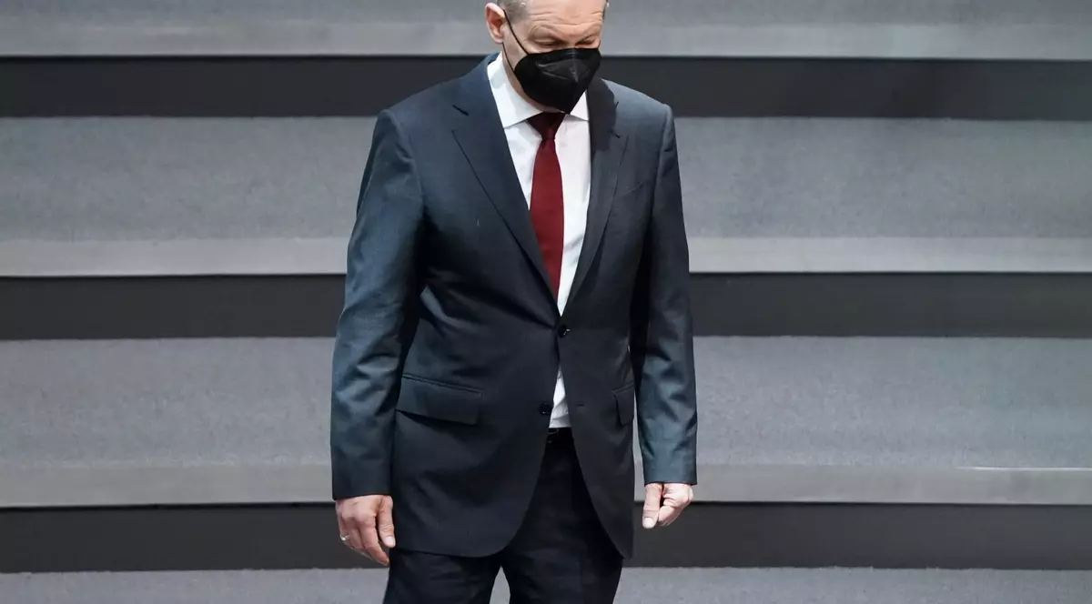 Olaf Scholz s-a îmbolnăvit de COVID-19. Ce simptome are cancelarul german