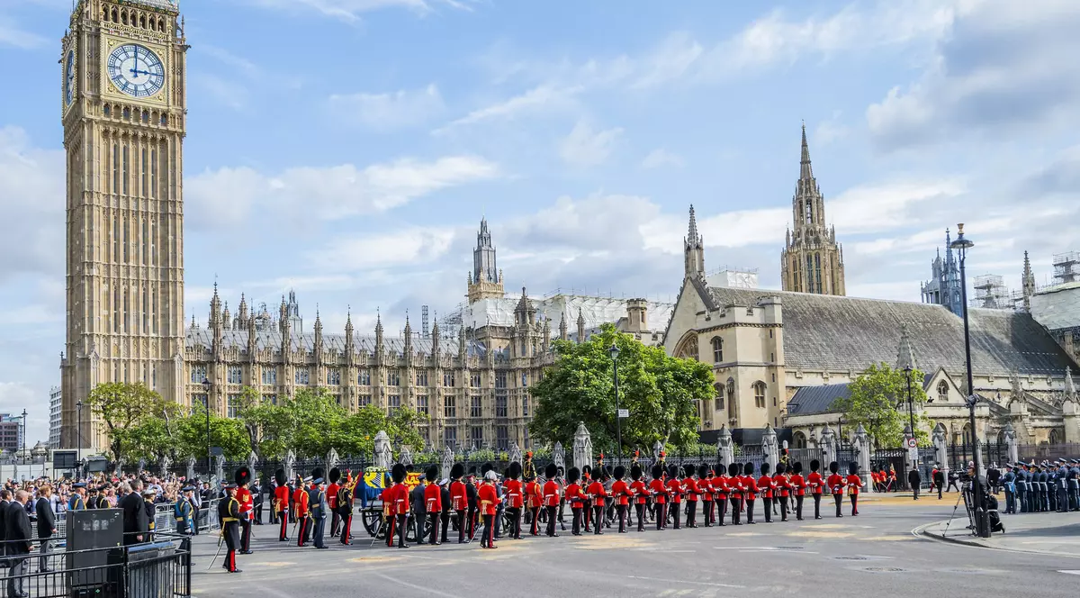 Detalii privind protocolul pentru funeraliile reginei Elisabeta a II-a. Suverana va fi înmormântată luni seară la Windsor