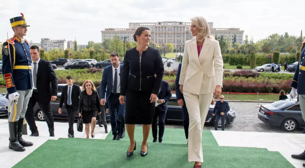 Katalin Novak, la Parlament, in discutiile cu presedinta Senatului, Alina Gorghiu: Ungaria susține aderarea României la Schengen. Foto: Senatul Romaniei