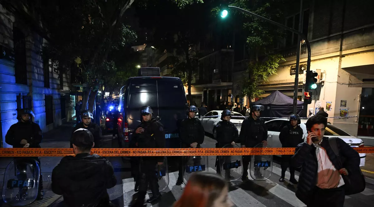 Vicepreşedinta Argentinei Cristina Kirchner, ținta unei tentative de asasinat în fața casei sale din Buenos Aires