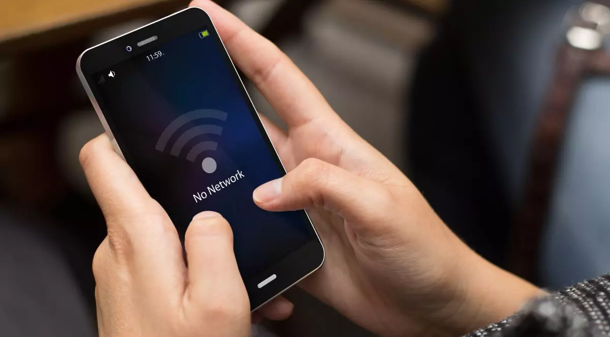 Europa se pregătește pentru pene severe la rețelele de telefonie mobilă, peste iarnă. Soluții de urgență, luate în discuție