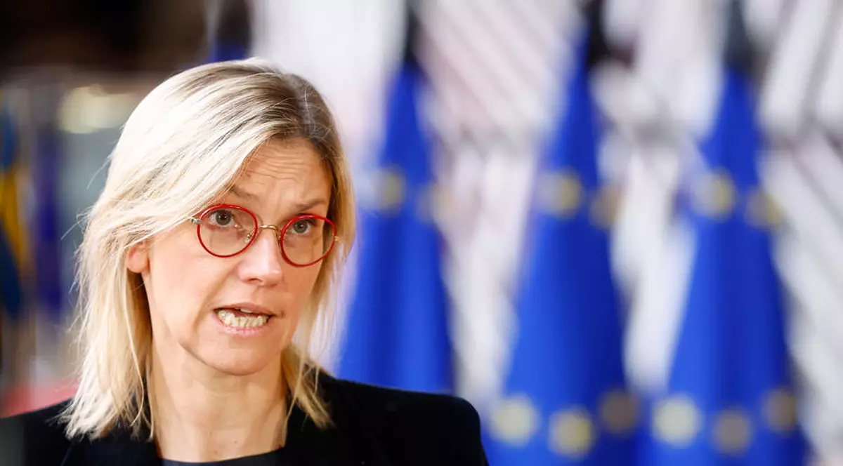 Franța pregătește un nou plafon pentru prețul energiei: „Fără mecanismul pe care l-am pus în mişcare creşterea nu ar fi fost de 4%, ci de 40%” 