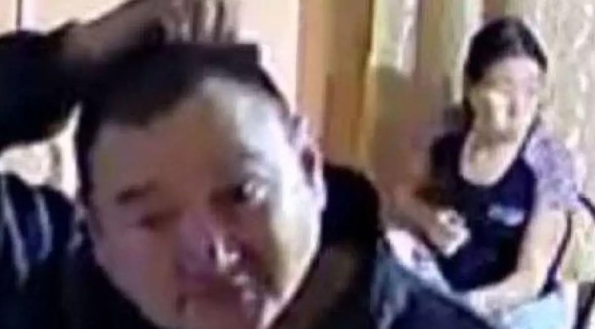 Un soldat rus a furat o cameră de supraveghere din Ucraina și a pus-o de decor la el acasă: „Mă uit la ei ca la Big Brother”