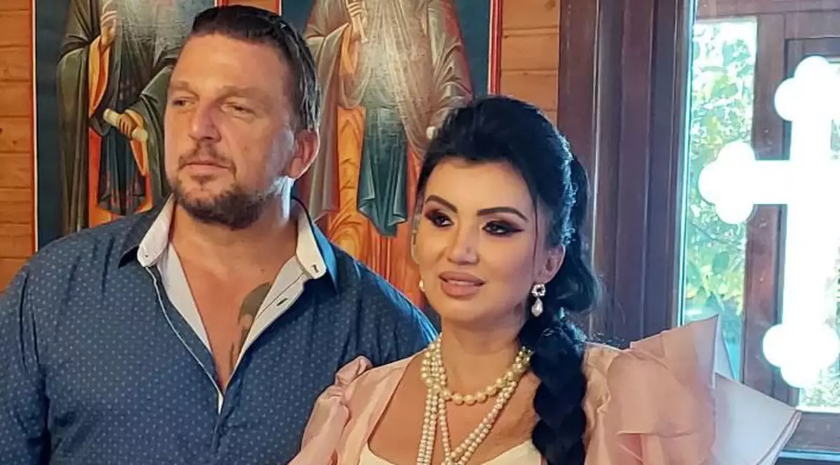 Adriana Bahmuțeanu și iubitul