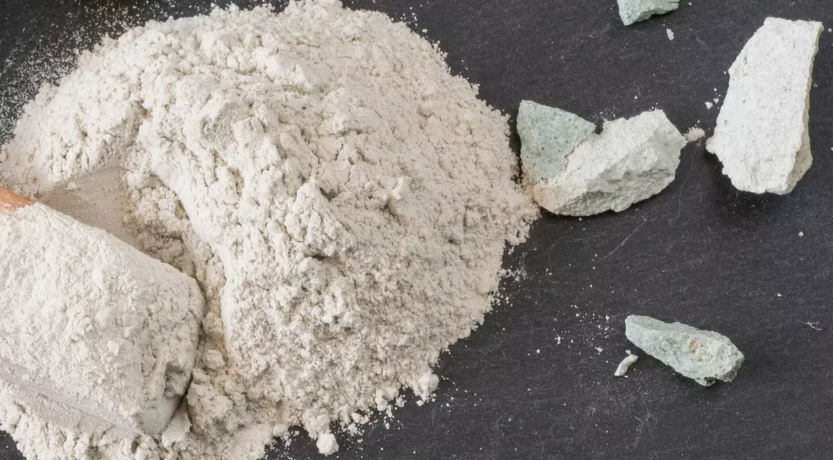 Ce este mai exact zeolitul? 