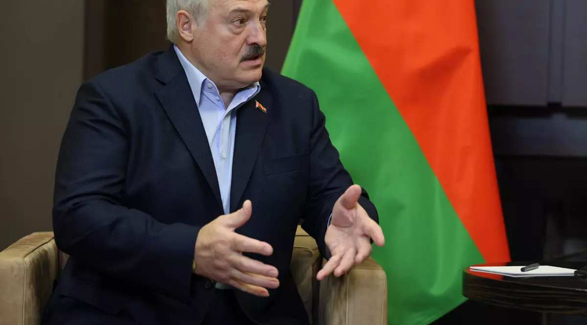 „Să strângă din dinţi, dacă vor să aibă ce mânca”. Lukaşenko le cere belaruşilor supunere, dacă vor o viață „liniștită”