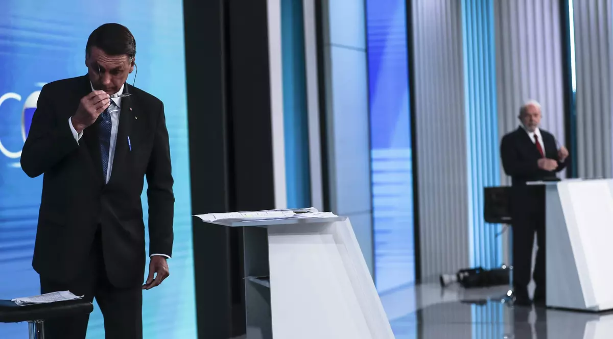 Soarta alegerilor prezidențiale din Brazilia, de duminică, pe muchie de cuțit. Cum stau Bolsonaro și Lula în cel mai recent sondaj