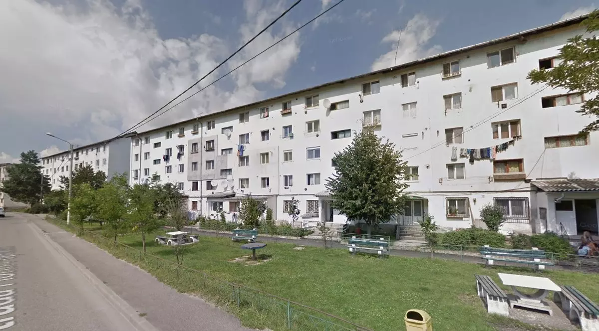 Incendiu într-un bloc din Pucioasa. Foto ilustrativă: Google Maps