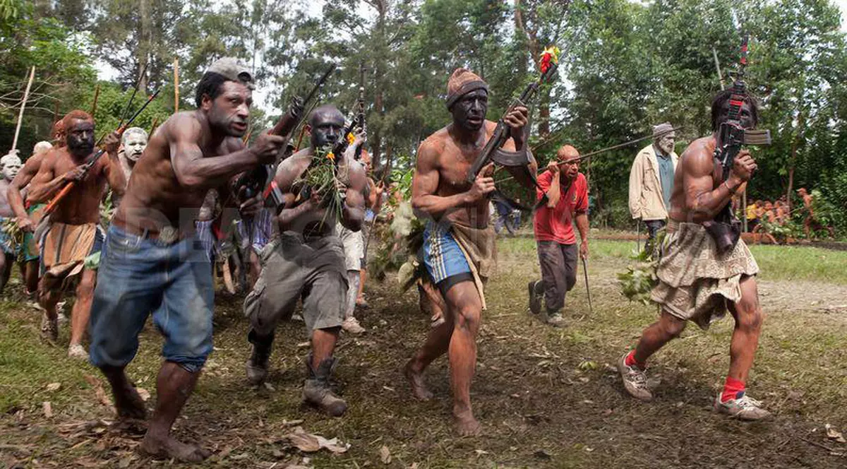 32 de morți și 15 dispăruți, în urma unor lupte între triburi, pe insula Kiriwina, în Papua Noua Guinee