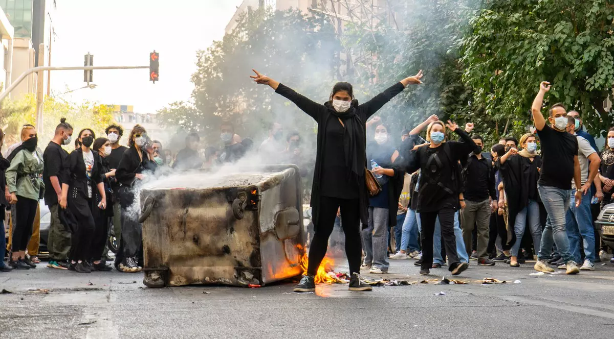 Cinci oameni, condamnați la moarte în Iran pentru uciderea unui membru din Garda Revoluționară Islamică