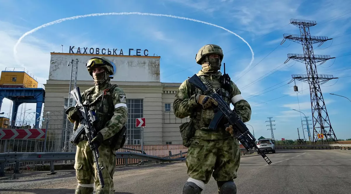 Război în Ucraina, ziua 243 | Rușii acuză armata ucraineană că a bombardat barajul de la Kahovka