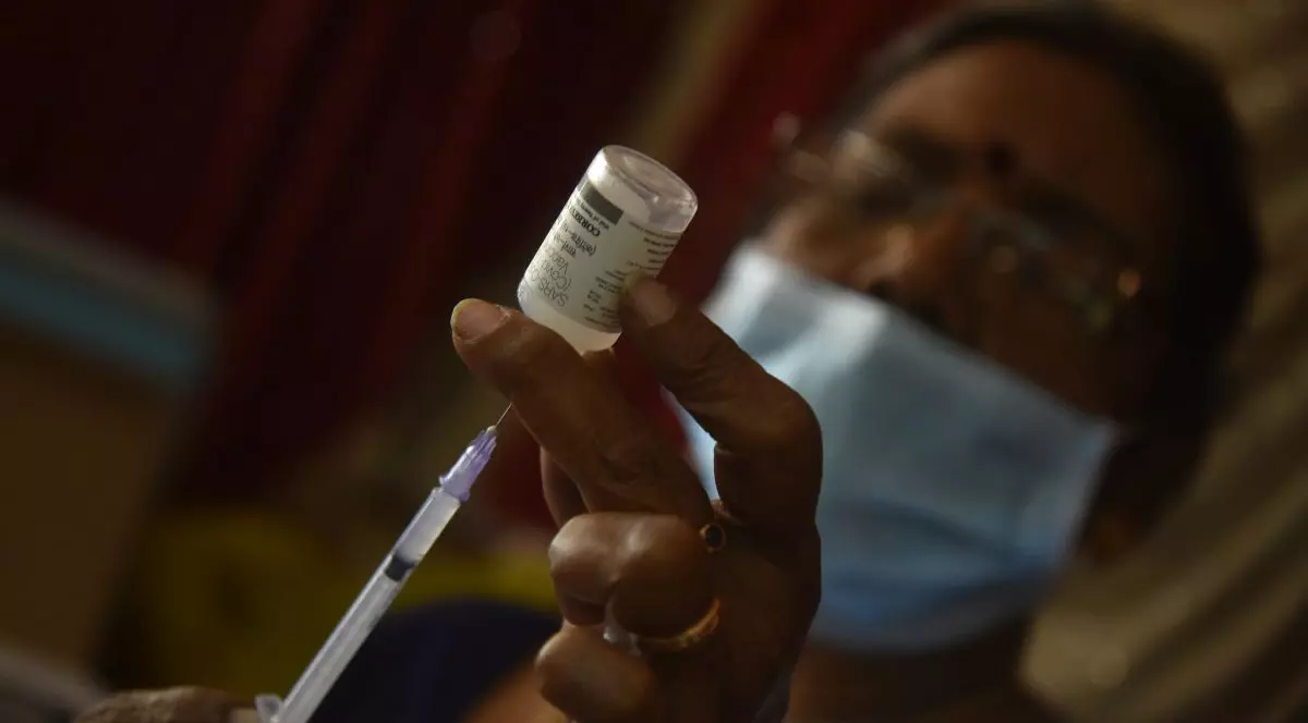 India a distrus 100 de milioane de doze de vaccin anti-COVID expirate, de producție locală