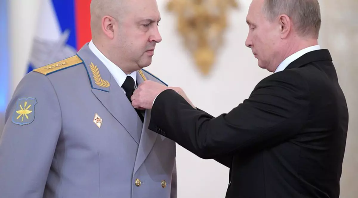 Putin numește un nou general care să conducă operațiunile militare din Ucraina, a doua schimbare de la debutul invaziei