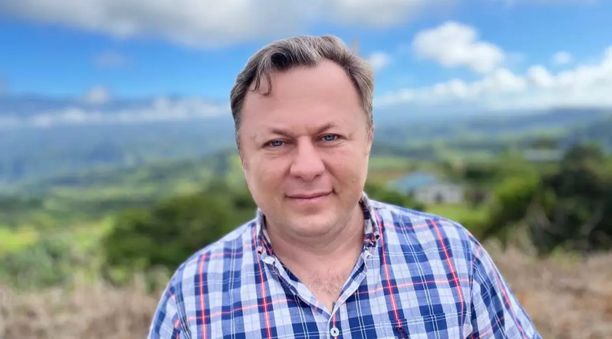 Cu ce se ocupă Dragoș Dolănescu după încheierea mandatului de deputat în Costa Rica. „Am decis să redeschid cabinetul”