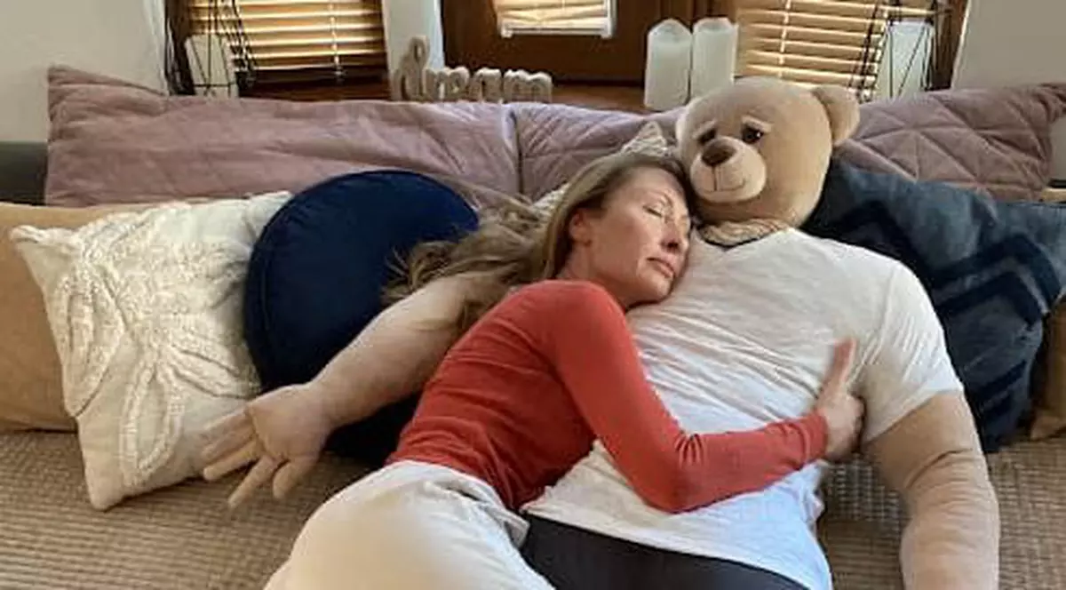 Oferta unei companii din Bulgaria pentru persoanele singure: „Nu sforăie, nu mormăie și nu se enervează”