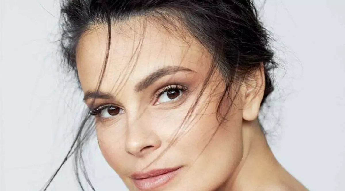 Ce dietă ține Anca Serea. Vedeta gătește pentru cei 6 copii ai săi: „Mai mergem și la fast-food. Nu sunt o mamă ca la carte”