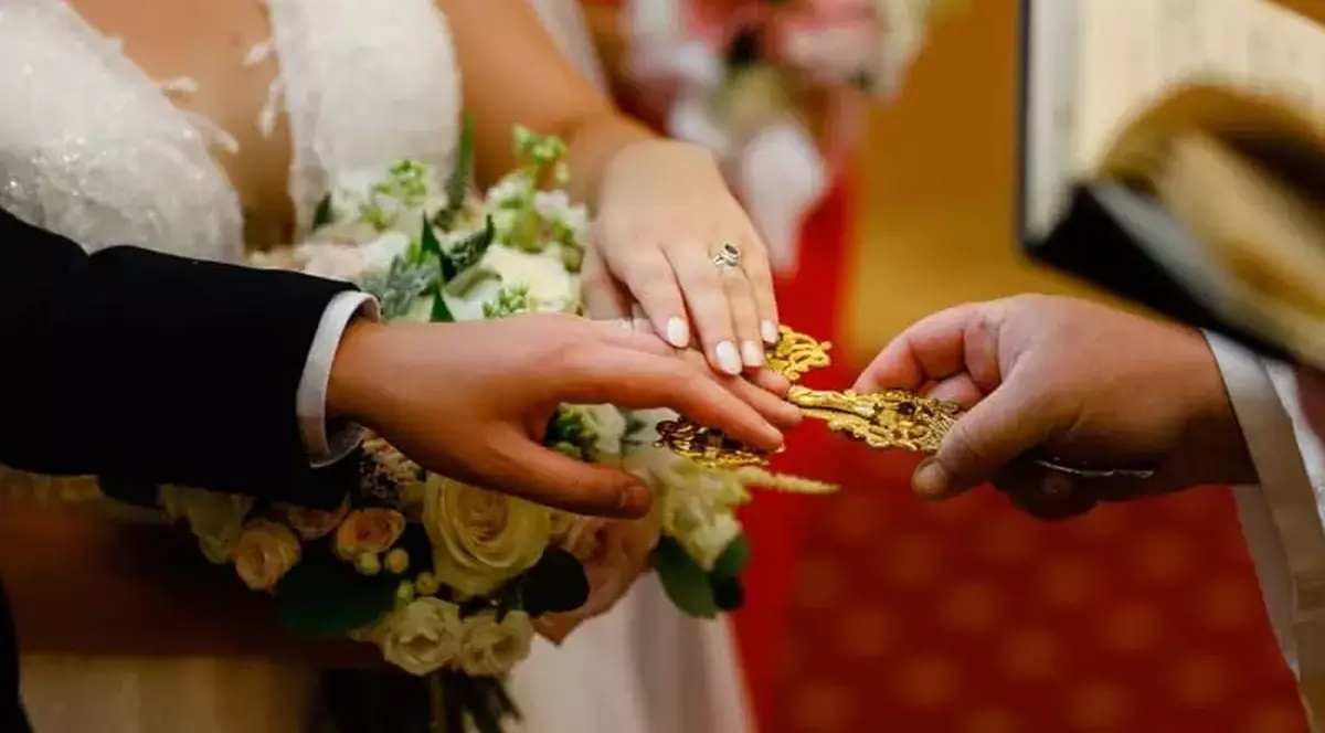 Un bărbat a vrut să se căsătorească, dar a descoperit că nu este divorțat de fosta nevastă. Finalul, la Curtea de Apel Alba Iulia