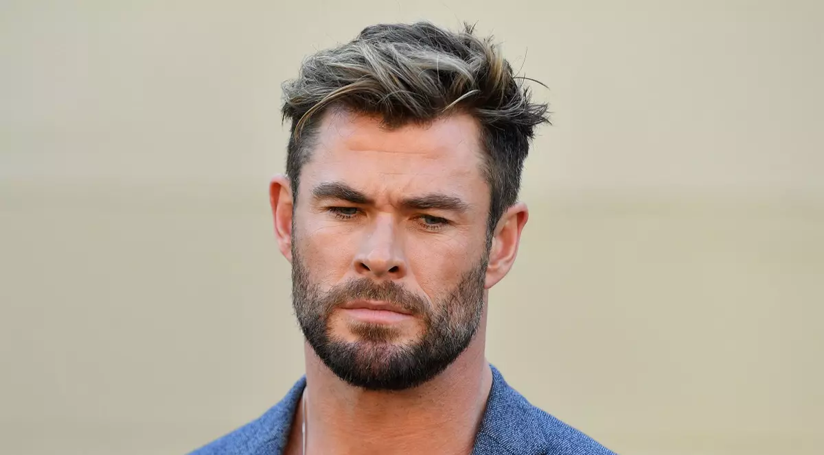 Chris Hemsworth ia o pauză de la actorie. A anunțat că are un risc crescut de a dezvolta Alzheimer: „Nu este ca și cum mi-am dat demisia”