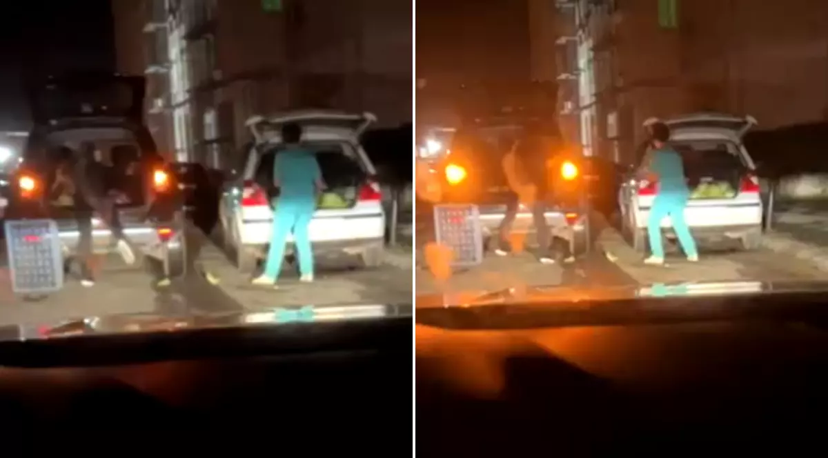 Infirmieră din Gorj îmbrăcată în haine de spital, filmată în timp ce încărca varză într-o mașină, lângă unitatea medicală - VIDEO