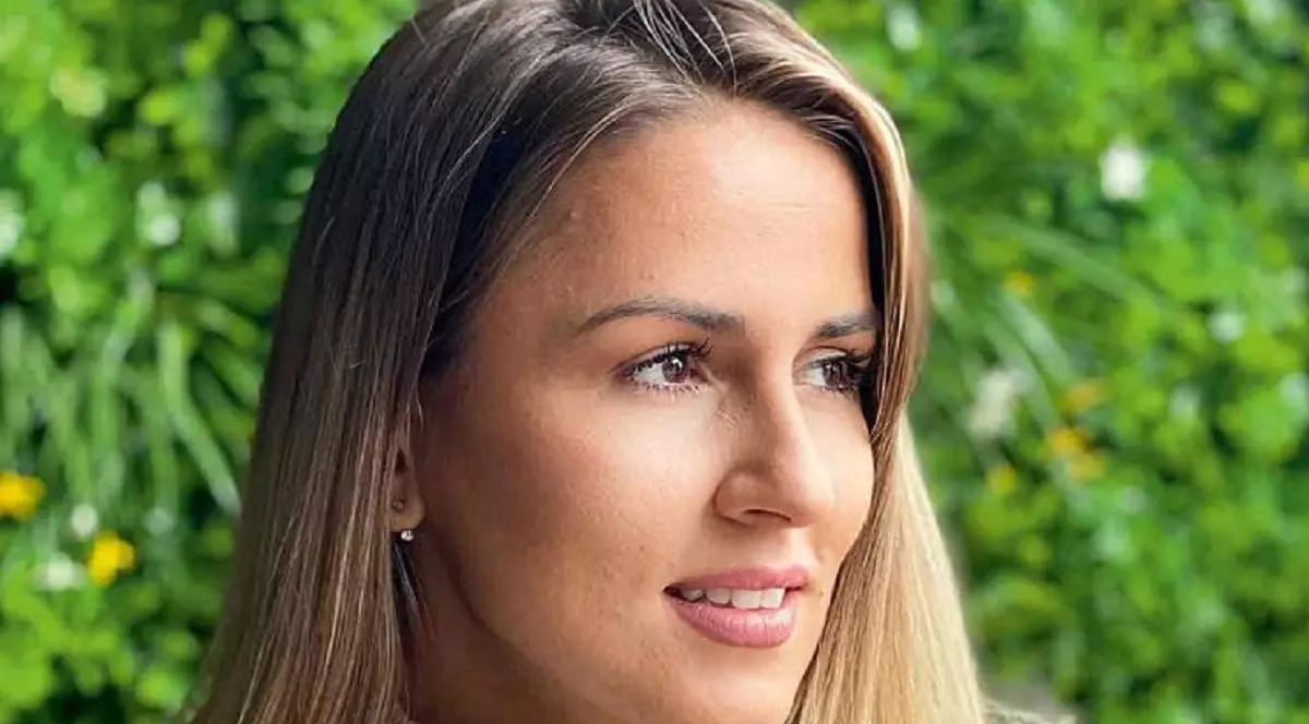 Cristina Almășan, mamă de fetiță, susține alăptatul în public: „La urma urmei, toată lumea mănâncă oriunde, oricum”