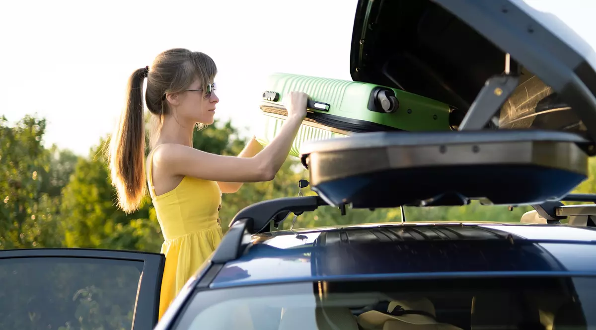 Portabagaj auto pentru plafon