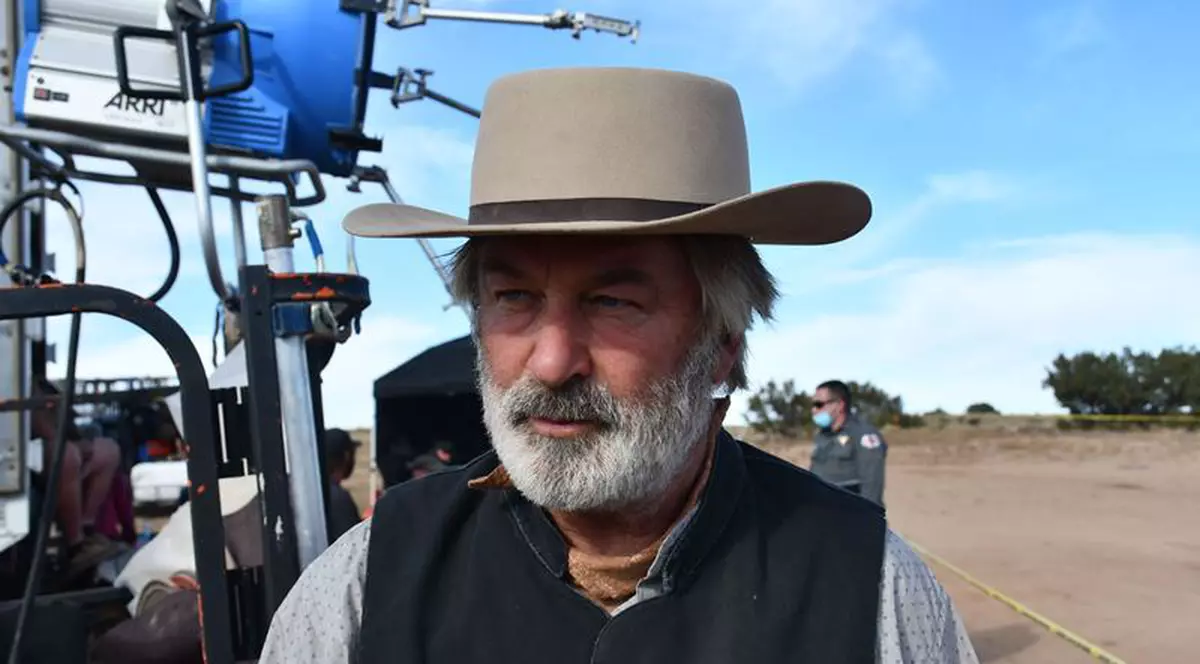 Alec Baldwin a dat în judecată mai mulți membri ai echipei filmului „Rust” pentru neglijență