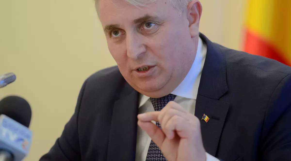 Lucian Bode: „Depăşim 25 de miliarde de euro pierderi înregistrate de România prin neaderarea la Schengen"