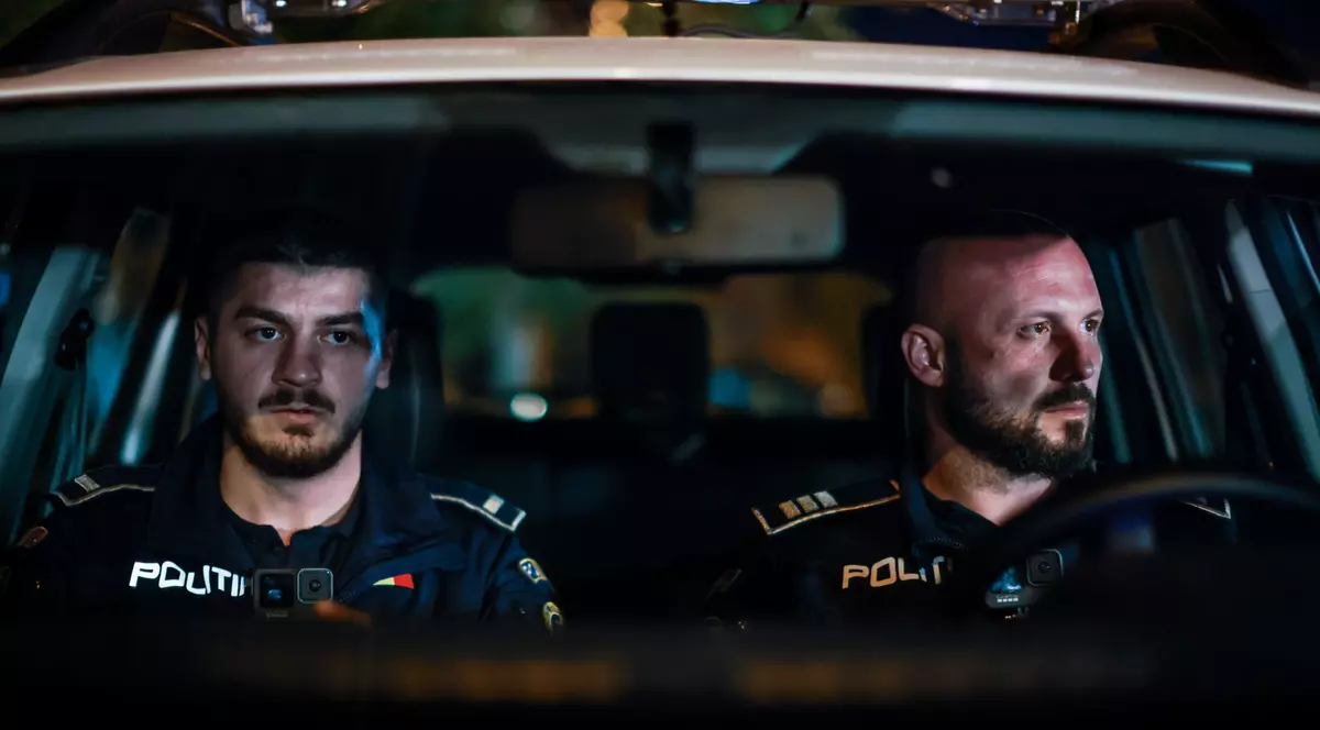 Premieră pentru România. Serial în care joacă polițiști români, filmat pe străzile din București